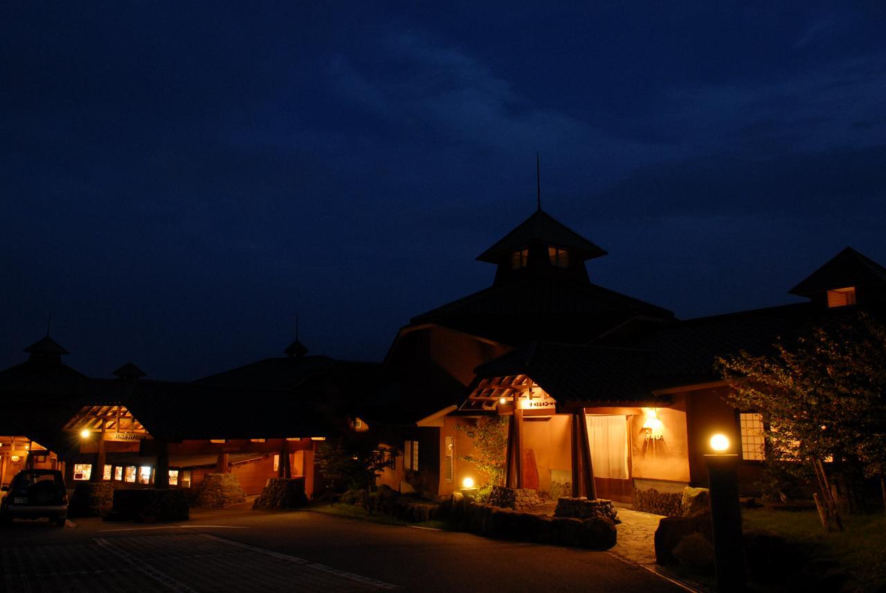 Resonate Club Kuju Hotel Taketa Exterior photo